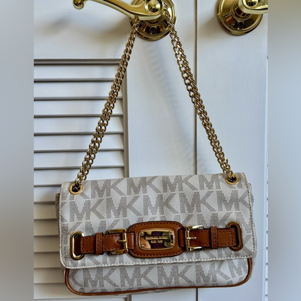 MICHAEL Michael Kors Cream and Brown Shoulder Bag or Clutch